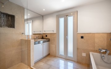 Property slide 25