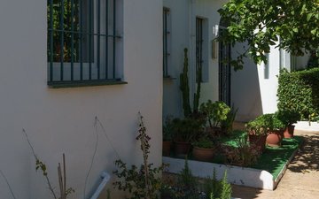 Property slide 14
