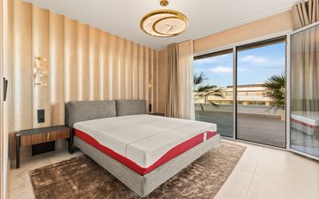 Property slide 20