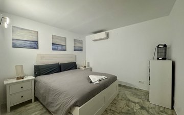 Property slide 40