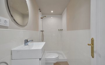 Property slide 19
