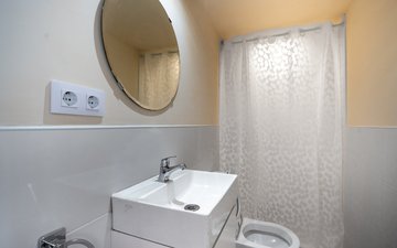 Property slide 44