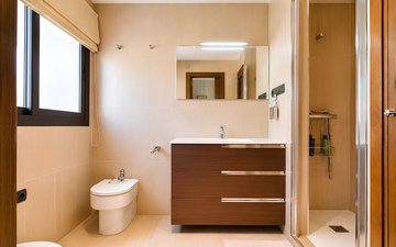 Property slide 21