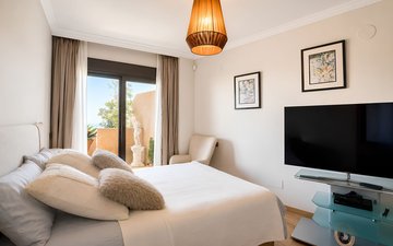 Property slide 25