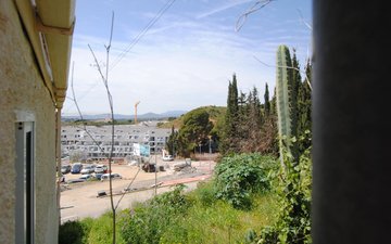 Property slide 4