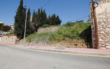 Property slide 7