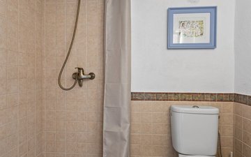 Property slide 25