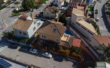 Property slide 104