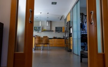 Property slide 21