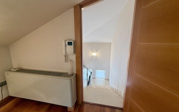 Property slide 44