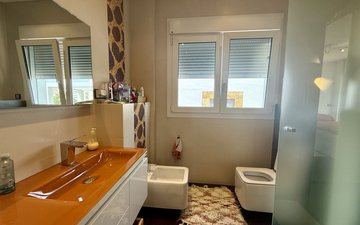 Property slide 71