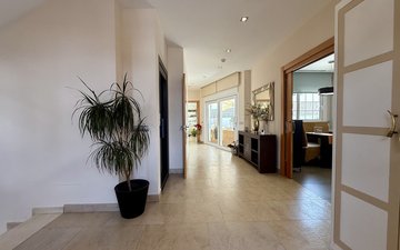 Property slide 99