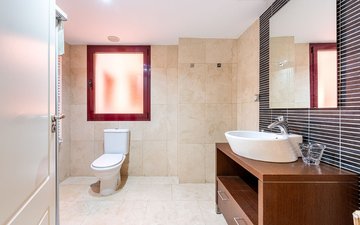 Property slide 16