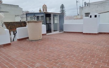 Property slide 21