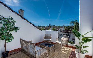 Property slide 18