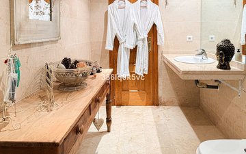 Property slide 20