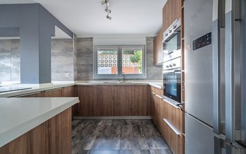 Property slide 18