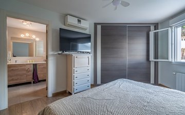 Property slide 19