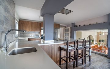 Property slide 21