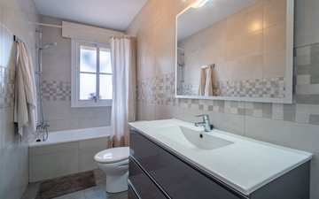 Property slide 25