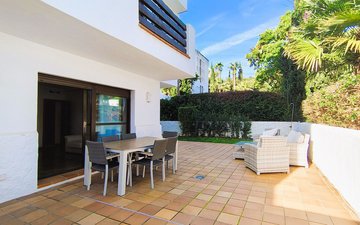 Property slide 10
