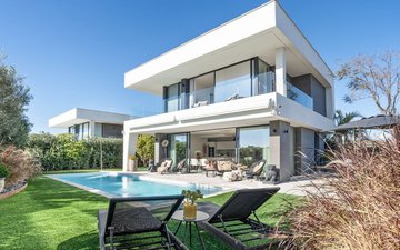 Property slide 36