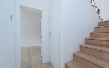 Property slide 22