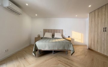 Property slide 16