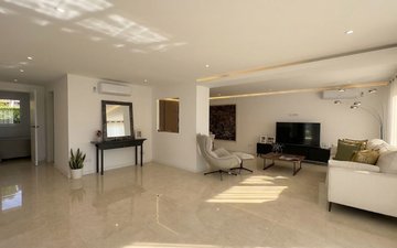 Property slide 9