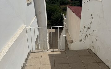 Property slide 17