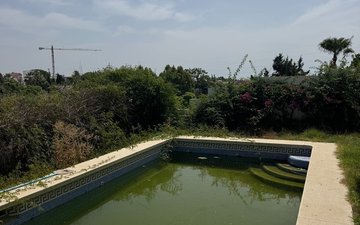 Property slide 18
