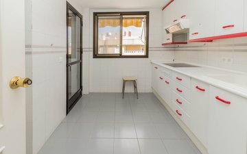 Property slide 28