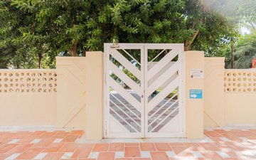 Property slide 47
