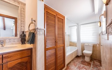 Property slide 20