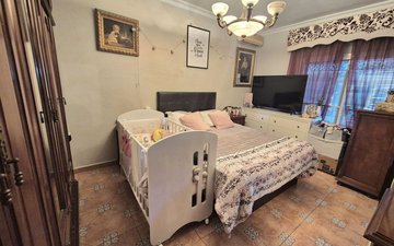 Property slide 21