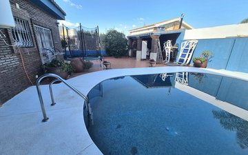 Property slide 43