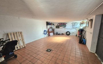 Property slide 50