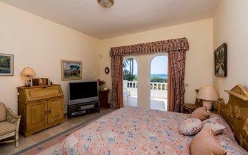 Property slide 26