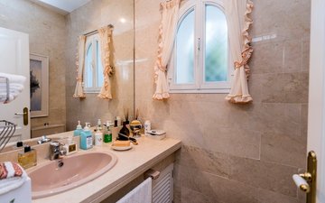 Property slide 30