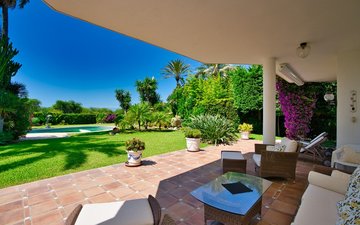 Property slide 39