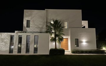 Property slide 14