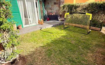 Property slide 14