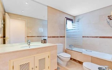 Property slide 10
