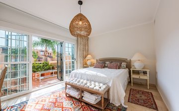 Property slide 10
