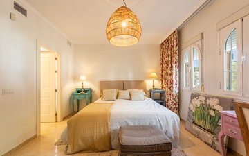Property slide 17