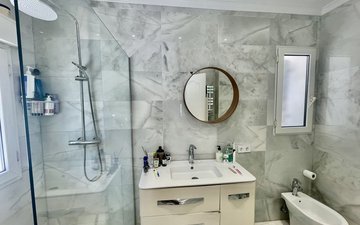 Property slide 20