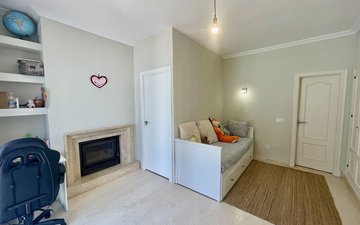 Property slide 22