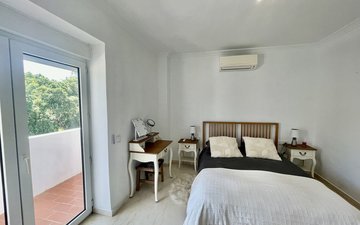 Property slide 40