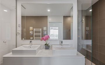 Property slide 20