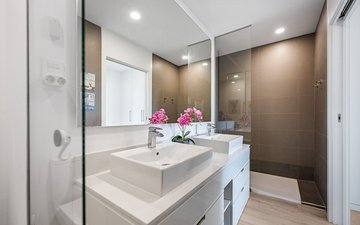 Property slide 21